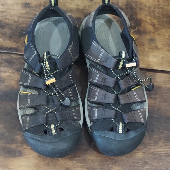 Keen Other - Keen Brown and Black Hiking Outdoor Sandals Men or Women